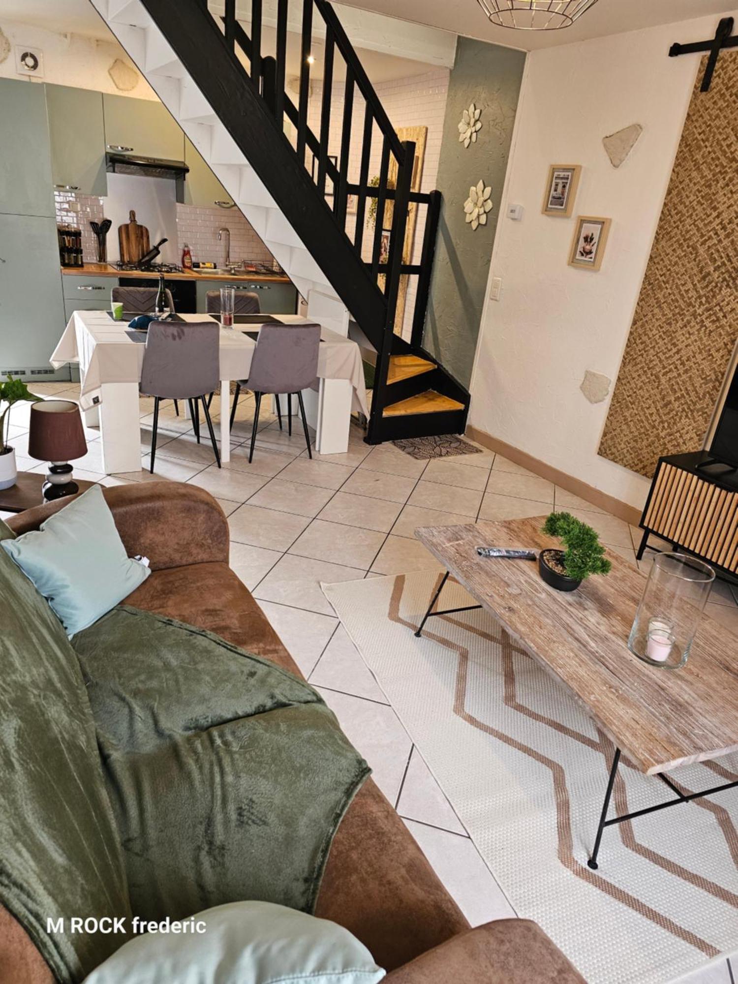 Maison De Ville Avec Jardin Privatif Νεβέρ Εξωτερικό φωτογραφία